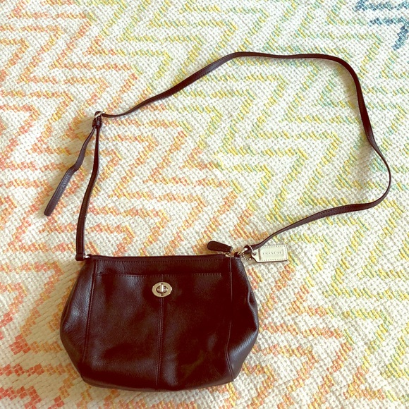 Coach Handbags - Little coach purse Coach Handbags - Little coach purse